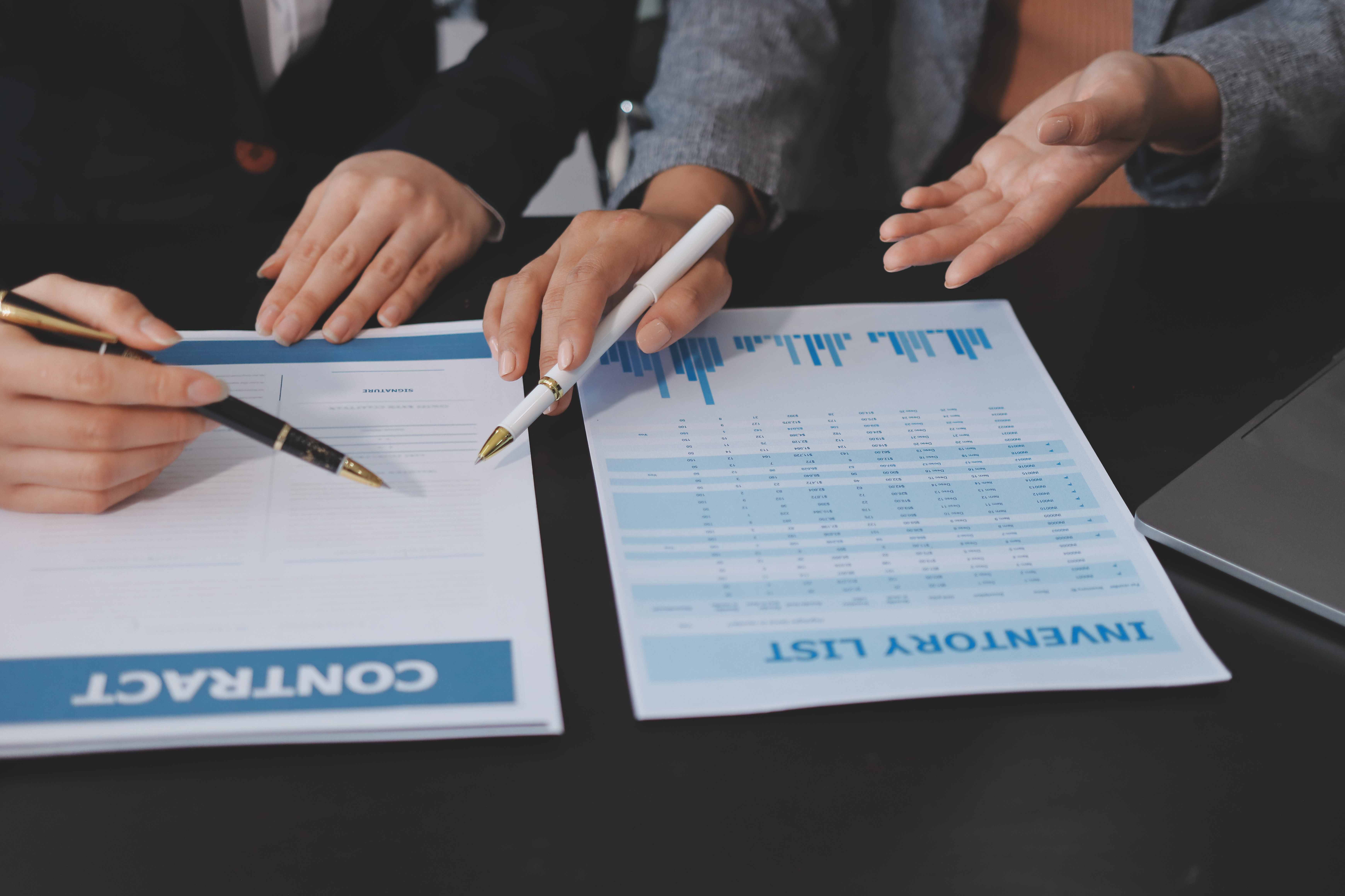 Таблица: Сравнение стандартной и упрощённой процедур банкротства